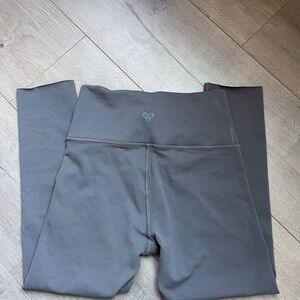 TNA Action Grey Leggings Small